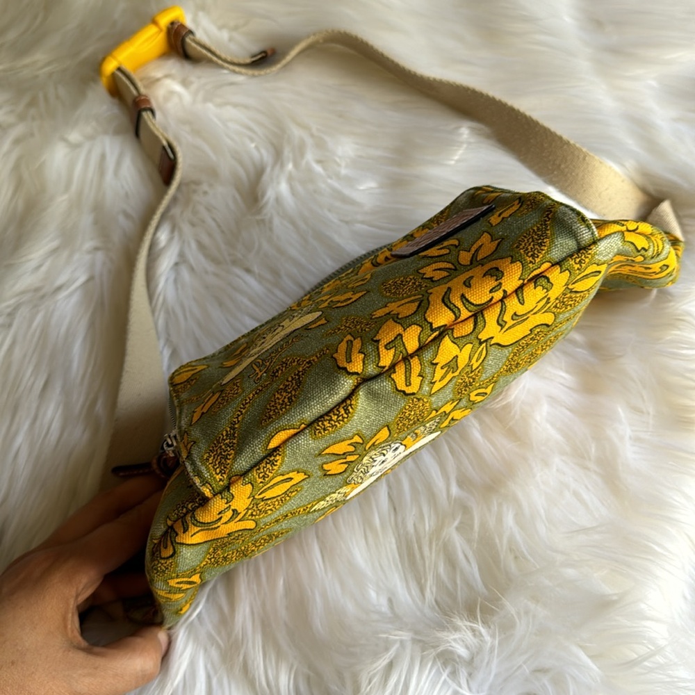 Loewe Paula’s Ibiza Canvas Waist Bag - Picture 7 of 17